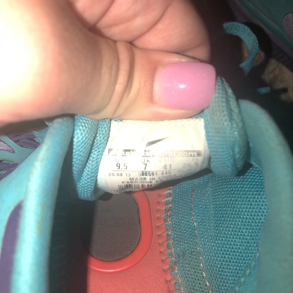 Nike sneakers - Picture 3 of 3